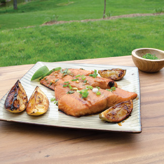 Grilled Salmon Marninated in Soy